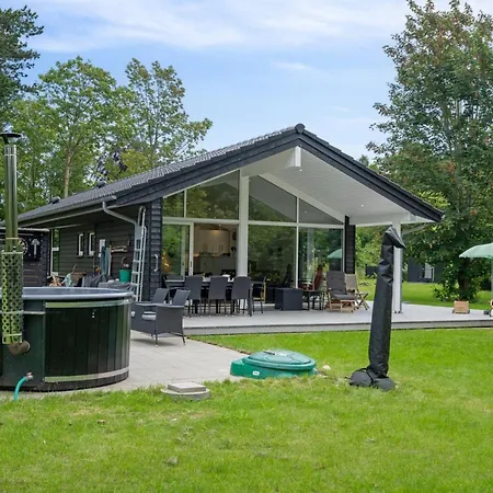 Nyaraló Anett - 375m From The Sea By Interhome